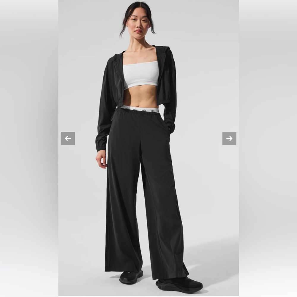 NWT Alo Breezy Wide Leg Pant Black M